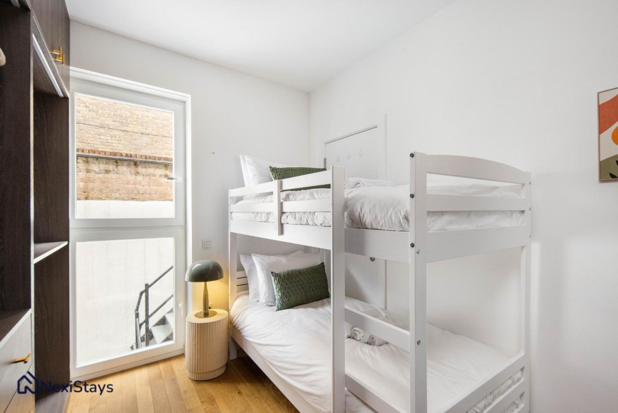 1 Min Walk To Euston Station, Modern Townhouse Londres Exterior foto
