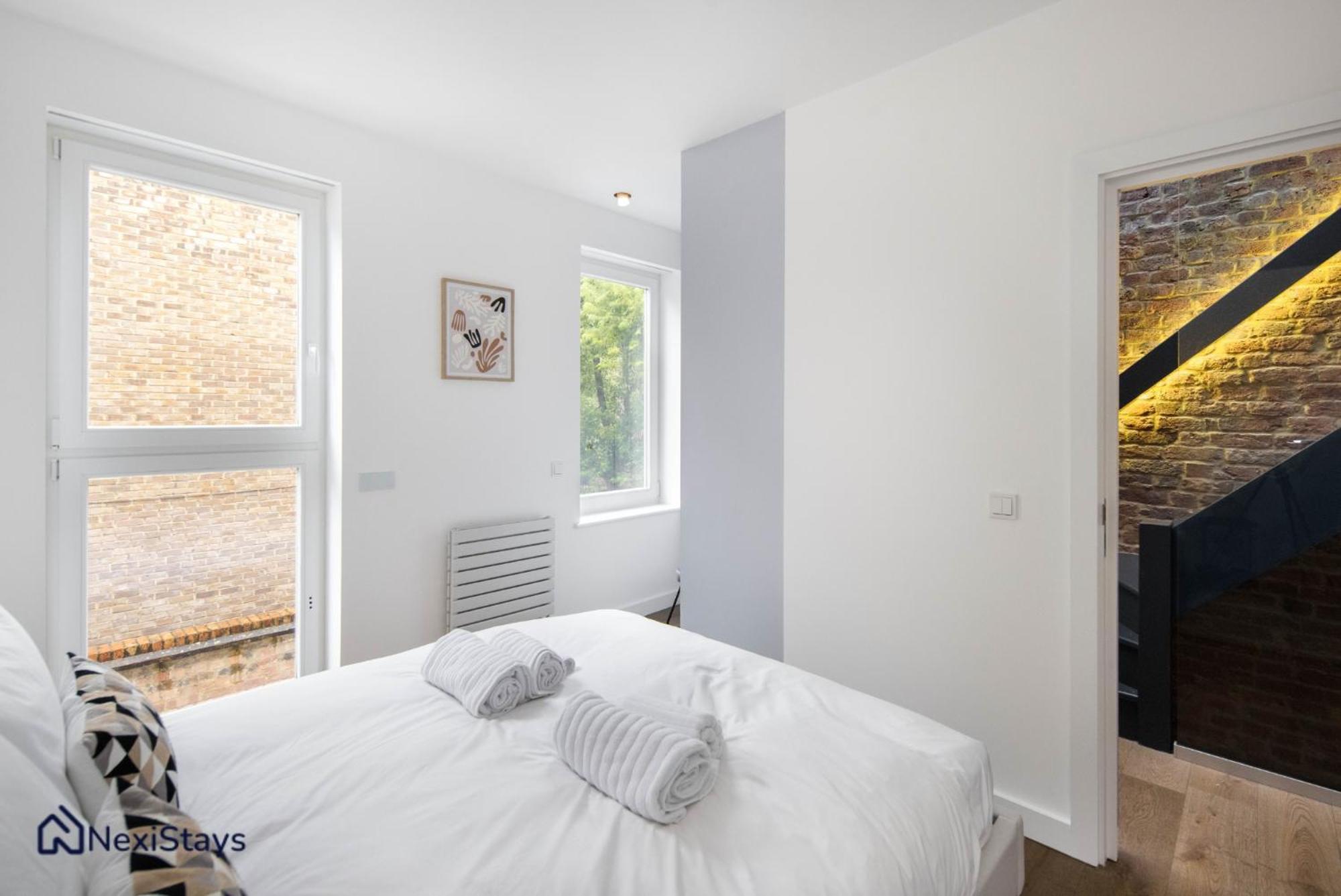 1 Min Walk To Euston Station, Modern Townhouse Londres Exterior foto