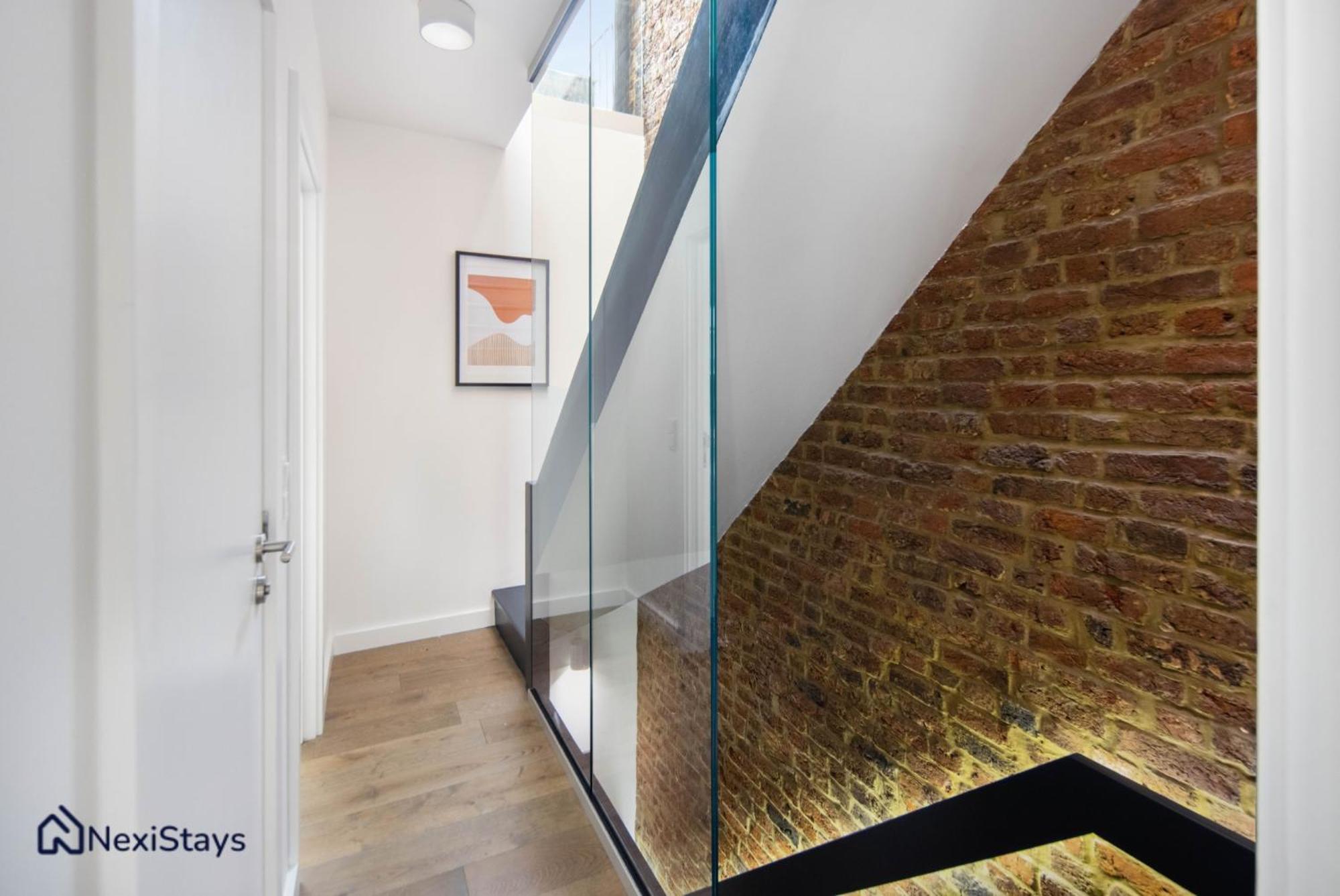 1 Min Walk To Euston Station, Modern Townhouse Londres Exterior foto