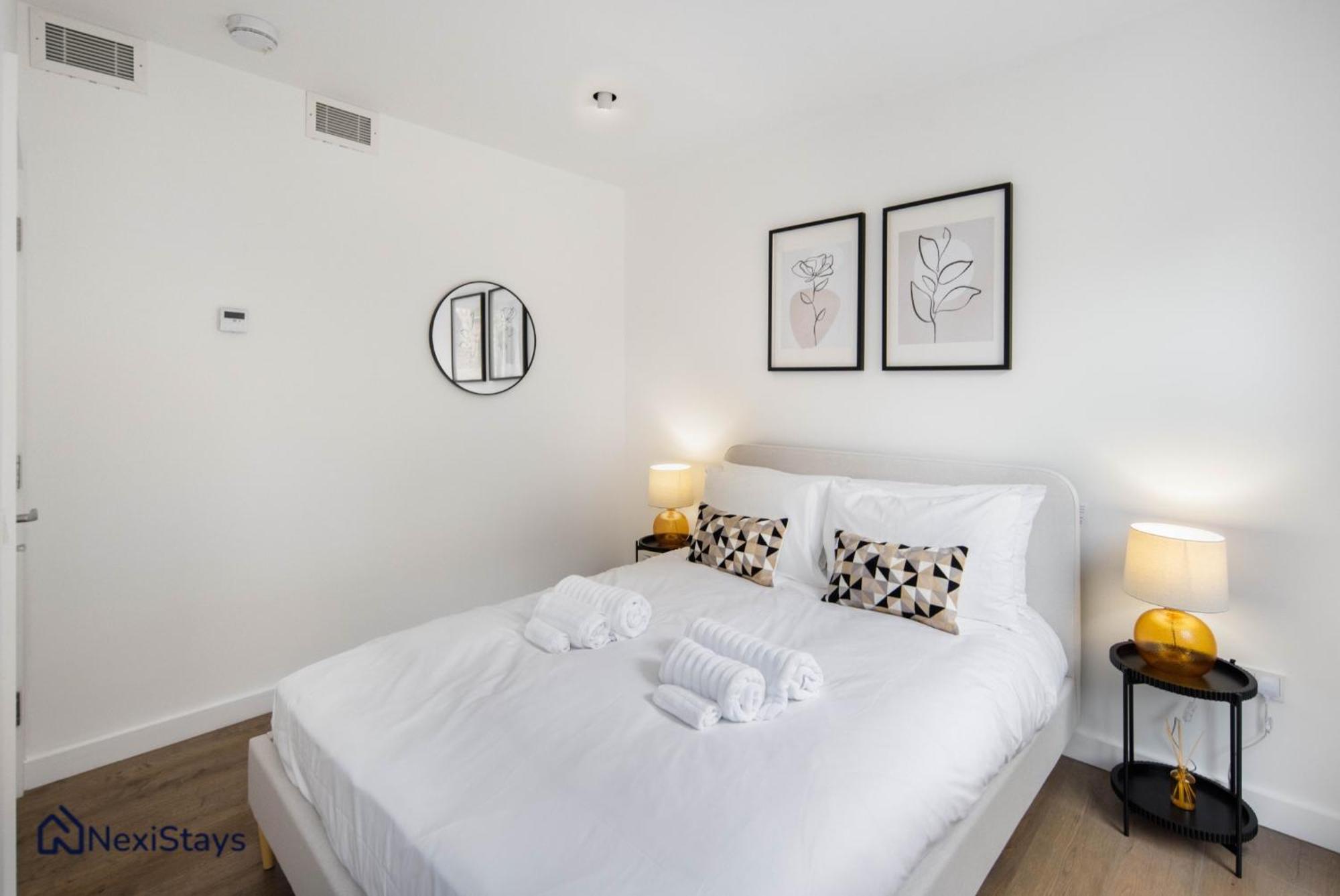 1 Min Walk To Euston Station, Modern Townhouse Londres Exterior foto