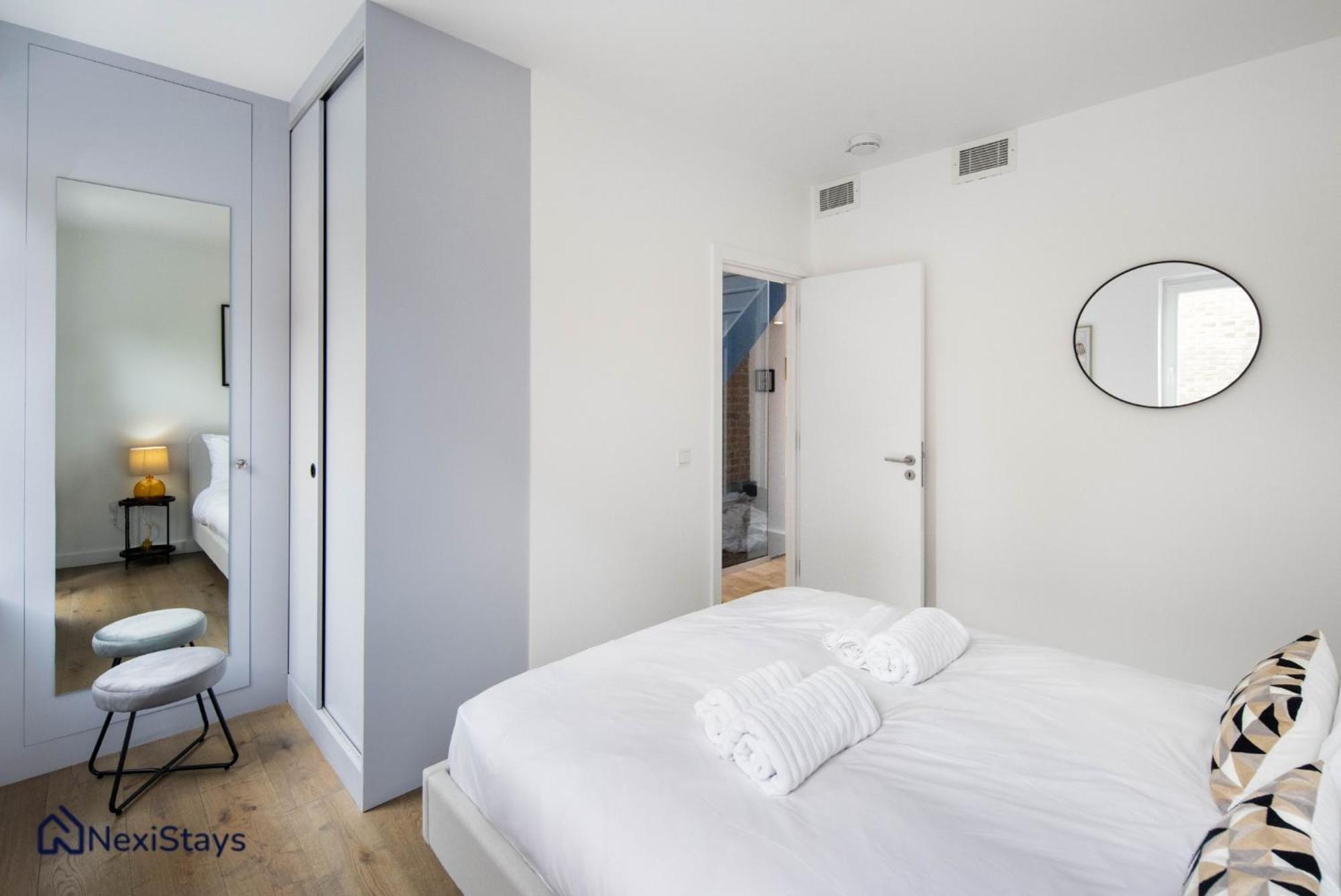 1 Min Walk To Euston Station, Modern Townhouse Londres Exterior foto