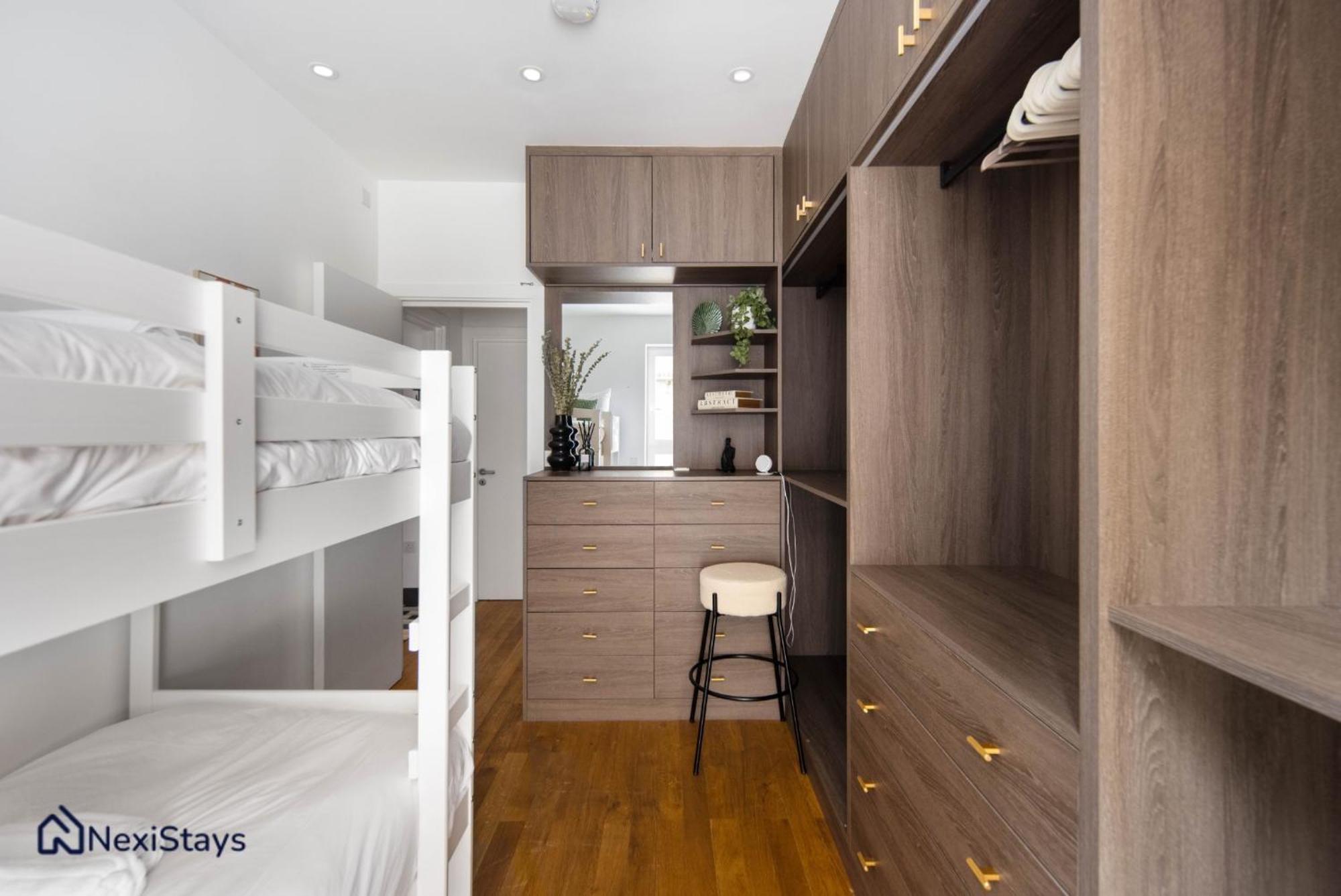 1 Min Walk To Euston Station, Modern Townhouse Londres Exterior foto